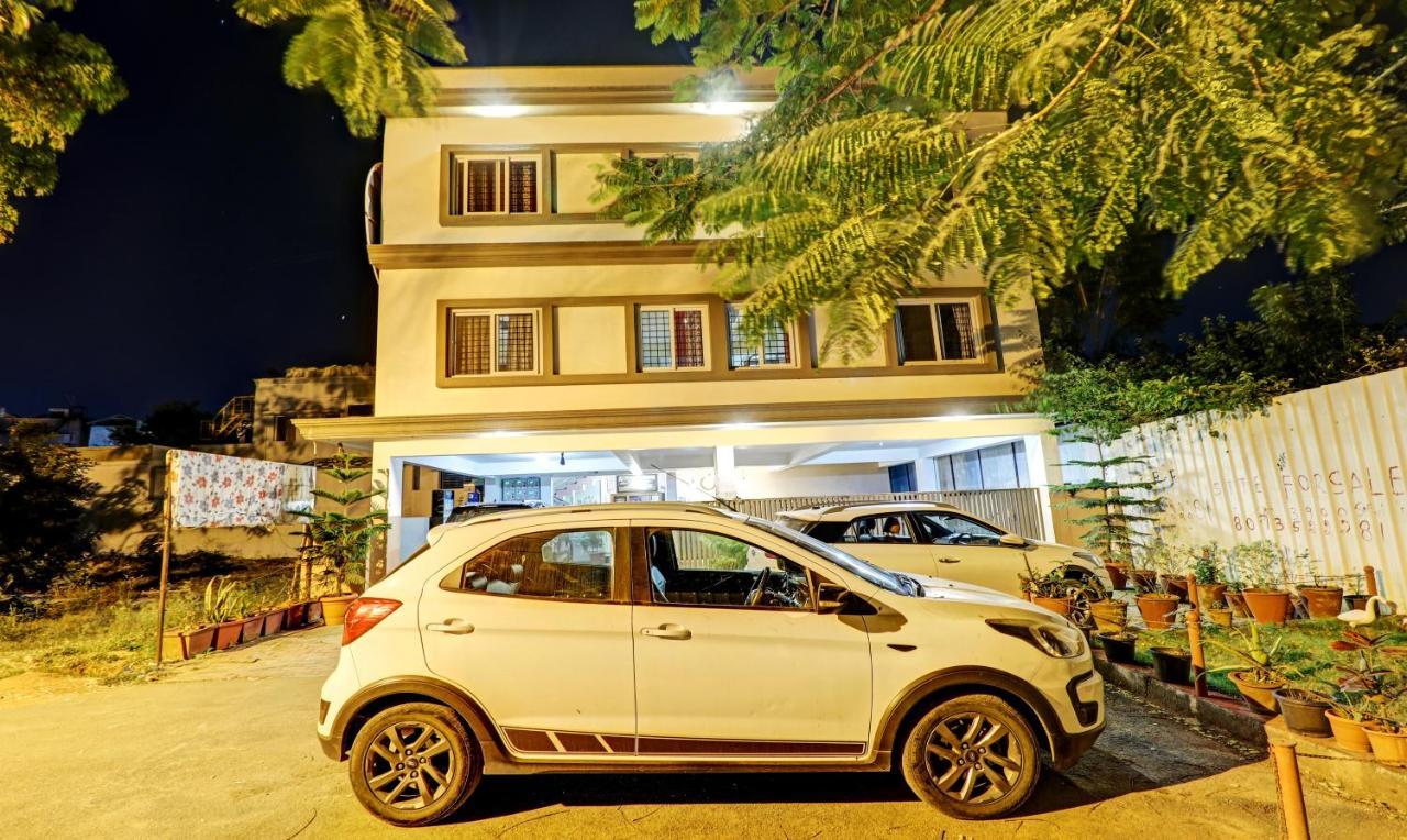 Itsy Hotels Colors Stay Chikmagalur Exterior photo